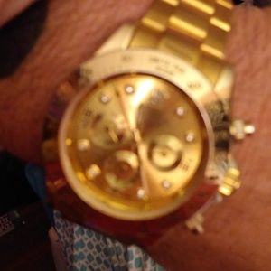 Meet your Posher, John john